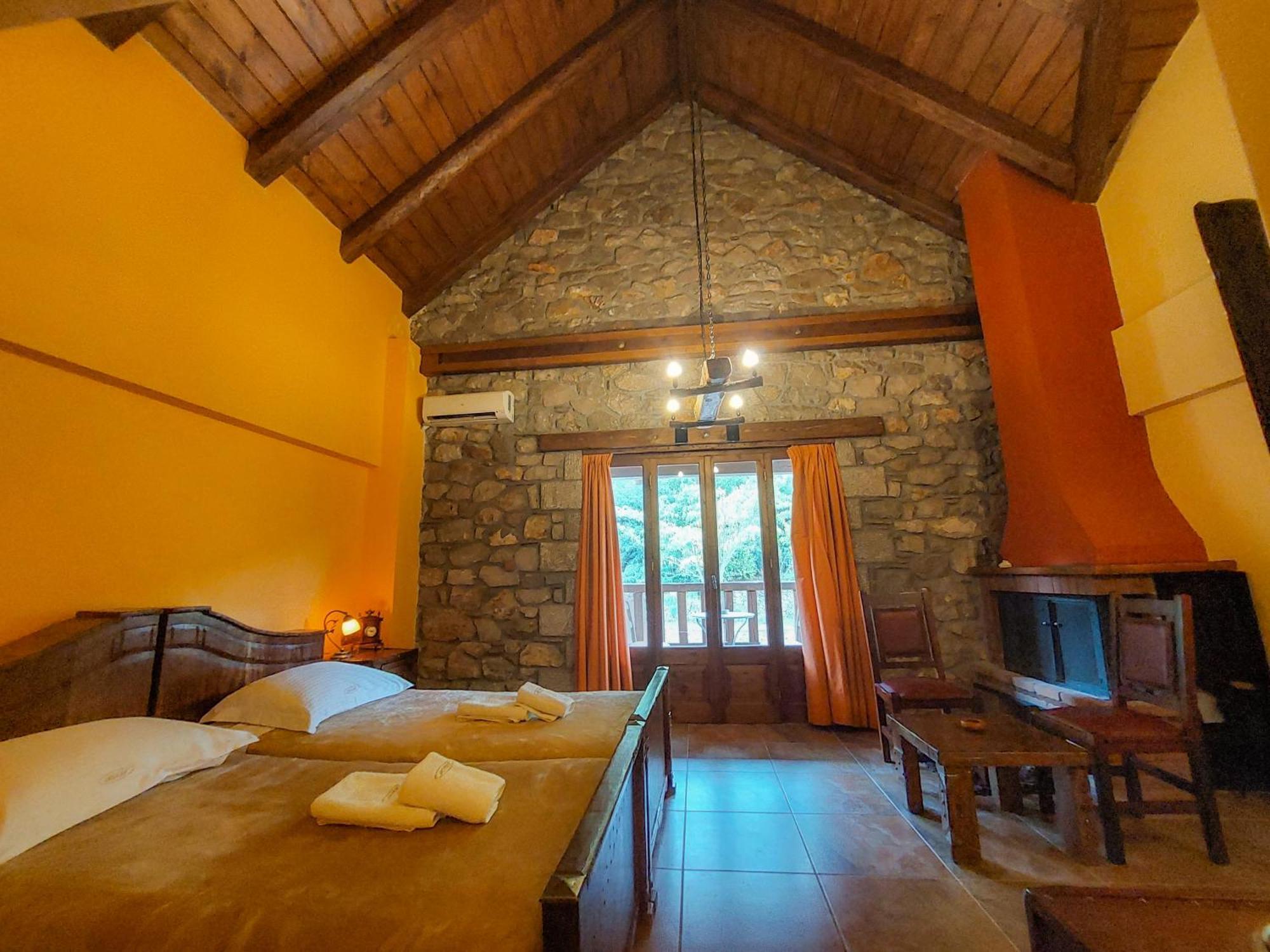 Hotel Metohi à Marioláta Extérieur photo