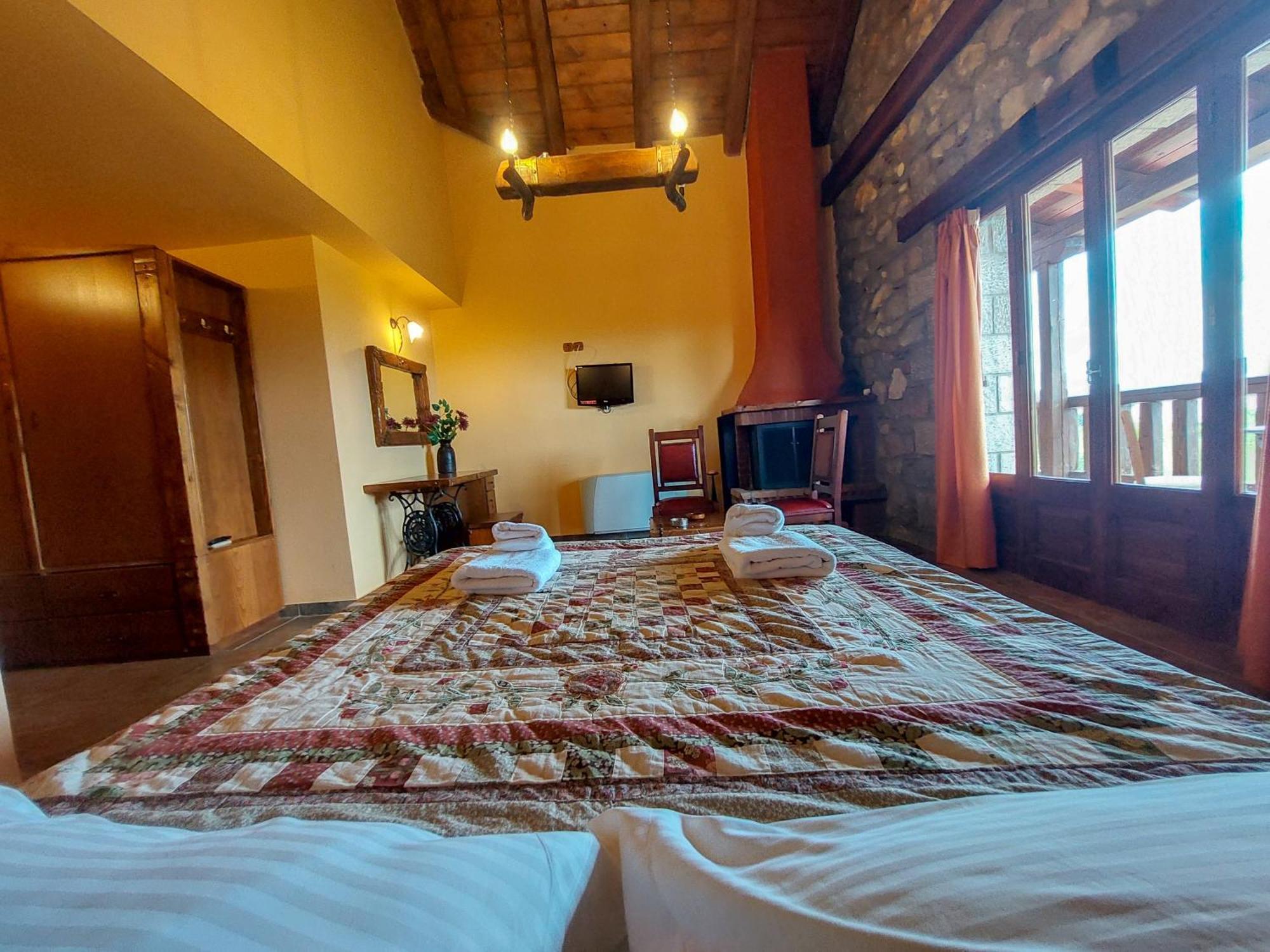 Hotel Metohi à Marioláta Extérieur photo