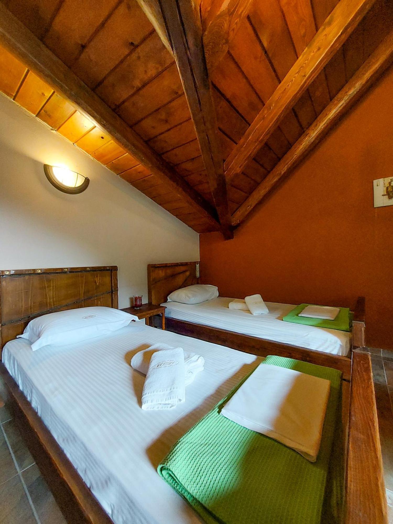 Hotel Metohi à Marioláta Extérieur photo