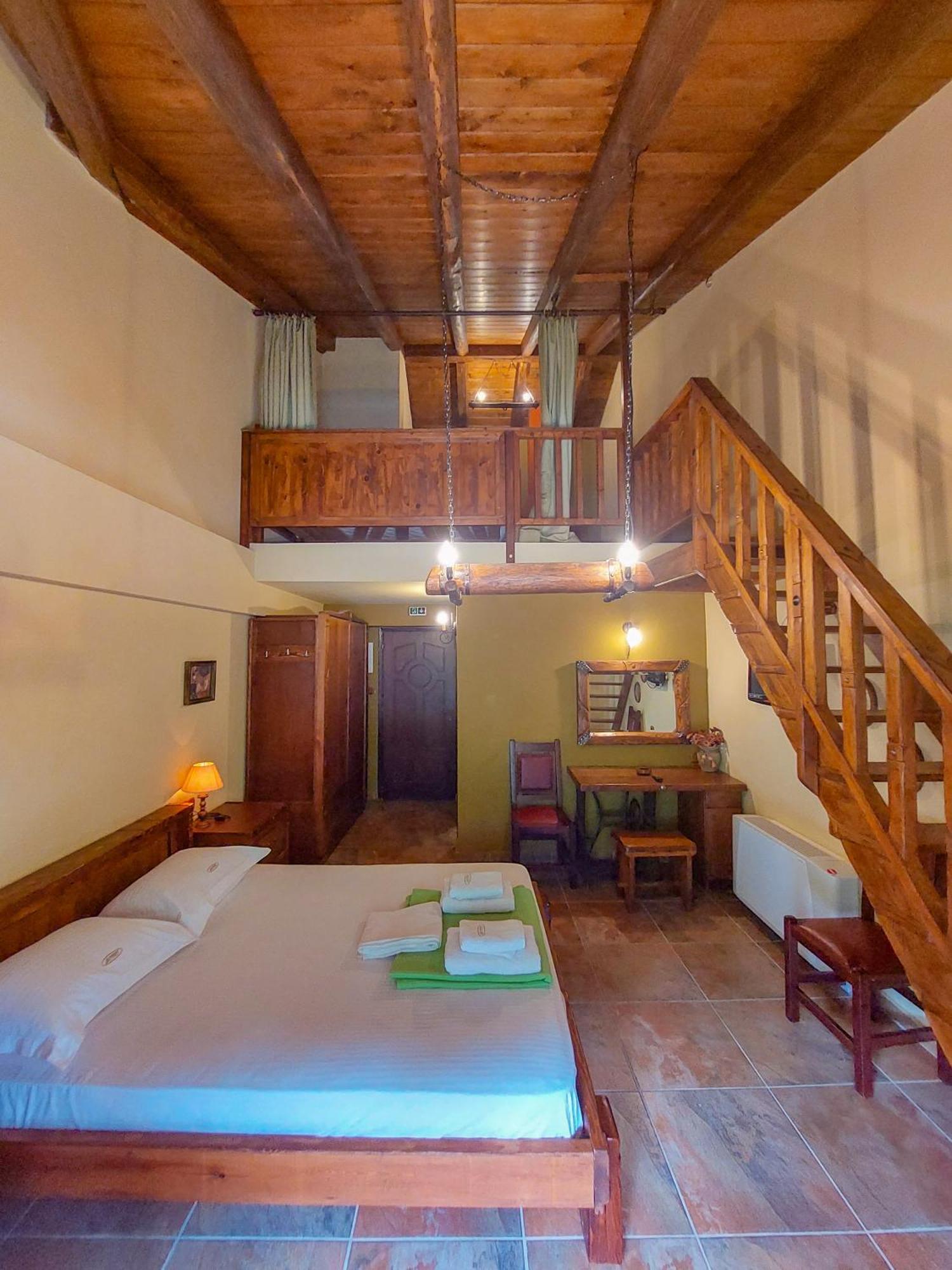 Hotel Metohi à Marioláta Extérieur photo
